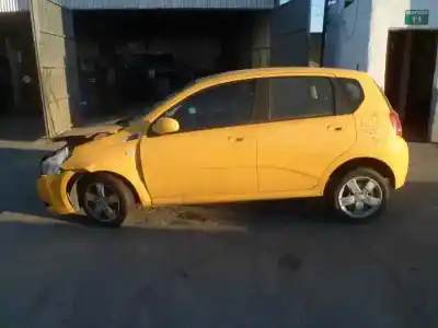 Sloopvoertuig chevrolet aveo hatchback b12d1 van het jaar 2009 aangedreven b12d1