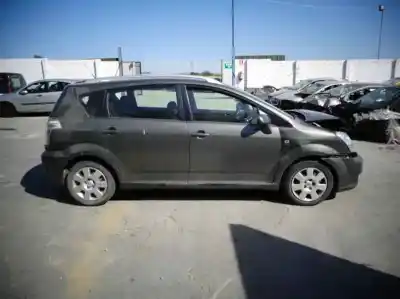 Vehicul casat toyota corolla verso (e12) 1.8 linea sol al anului 2005 alimentat 1zzfe
