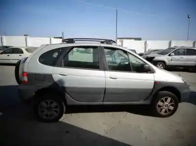Здавання транспортного засобу renault scenic rx4 (ja0) 1.9 dci salomon року 2003 потужний f9q k7