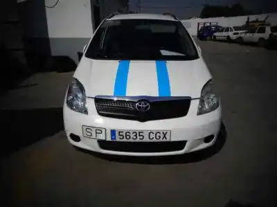 Scrapping Vehicle toyota corolla verso (e12) 2.0 d-4d linea sol of the year 2003 powered 1cdftv