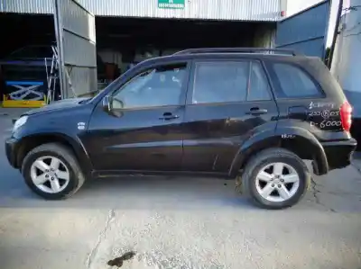 Scrapping Vehicle TOYOTA RAV4 (A2) 1CDFTV of the year 2005 powered 1CDFTV