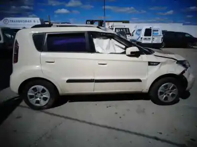 Sloopvoertuig kia soul (am) g4fc van het jaar 2010 aangedreven g4fc