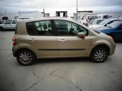 Scrapping Vehicle renault modus k4j g7 of the year 2004 powered k4j g7