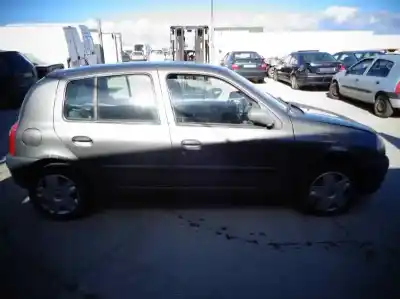 Здавання транспортного засобу renault clio ii fase i (b/cb0) g/d7f d7 року 2000 потужний d7f d7