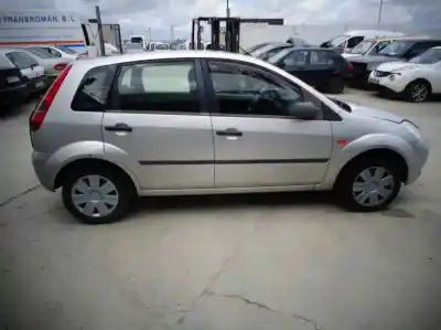 Veículo de Sucata ford fiesta (cbk) ambiente do ano 2003 alimentado f6ja