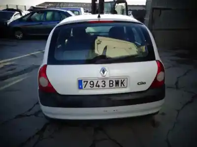 Здавання транспортного засобу renault clio ii fase ii (b/cb0) authentique року 2002 потужний k9k a7
