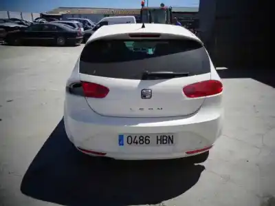 Veículo de Sucata seat leon (1p1) 2.0 tdi 16v do ano 2011 alimentado bkd