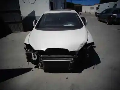 Veículo de Sucata seat leon (1p1) 2.0 tdi 16v do ano 2011 alimentado bkd