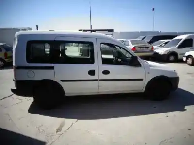 Veicolo di demolizione opel combo tour 1.7 cdti 16v dell'anno 2006 alimentato z17dth