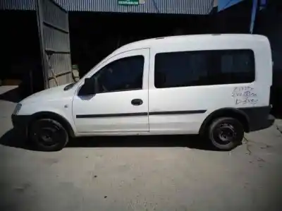 Veicolo di demolizione opel combo tour 1.7 cdti 16v dell'anno 2006 alimentato z17dth