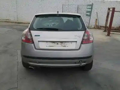 Veicolo di demolizione fiat stilo (192_) 1.6 16v (192_xb1a) dell'anno 2002 alimentato 182b6000