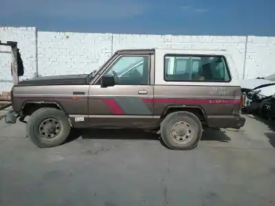 Veicolo di demolizione nissan patrol (k/w 160) d-sd33 dell'anno 1987 alimentato sd33