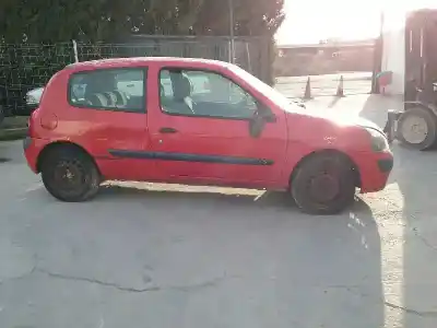 Здавання транспортного засобу renault clio ii fase ii (b/cb0) billabong року 2002 потужний d7f g7
