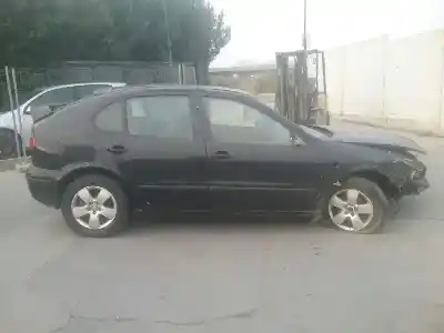 Véhicule à la ferraille seat leon (1m1) d-alh de l'année 2004 alimenté d alh