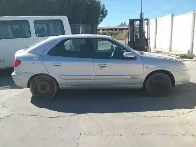 Veículo de Sucata citroen saxo 2.0 hdi exclusive do ano 2004 alimentado rhy