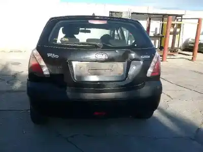Veicolo di demolizione kia rio (jb) d4fa dell'anno 2006 alimentato d4fa