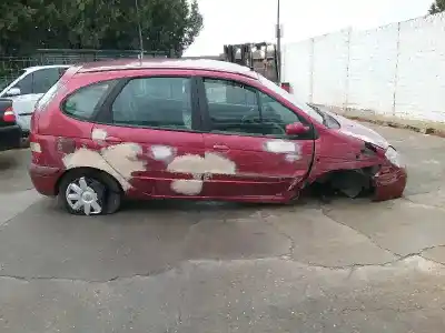 Здавання транспортного засобу renault megane i scenic (ja0) k4ma7 року 2002 потужний k4j a7