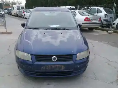 Veicolo di demolizione fiat stilo (192_) 1.6 16v (192_xb1a) dell'anno 2005 alimentato 182b6000