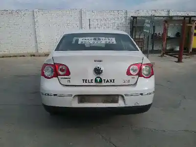 Scrapping Vehicle volkswagen passat berlina (3c2) trendline of the year 2006 powered bxe