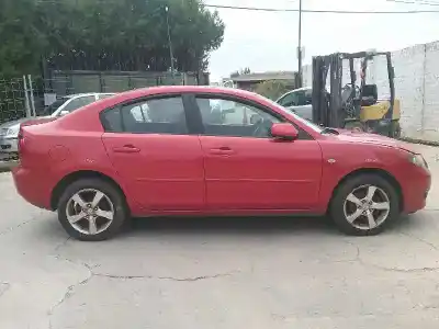 Veículo de Sucata mazda 3 sedán (bk) 1.6 di turbo (bk12y) do ano 2004 alimentado y6
