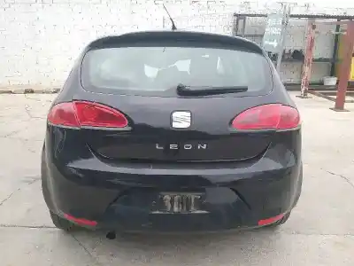 Veicolo di demolizione seat leon (1p1) 1.9 tdi dell'anno 2008 alimentato bxe