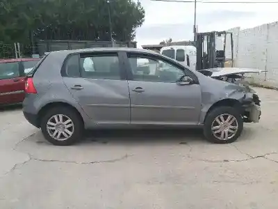 Veicolo di demolizione volkswagen golf v (1k1) 1.9 tdi dell'anno 2006 alimentato bxf