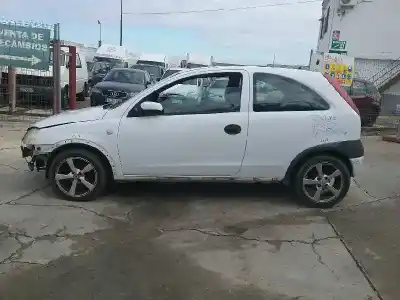 Здавання транспортного засобу opel corsa c corsa c gasolina року 2003 потужний z12xe
