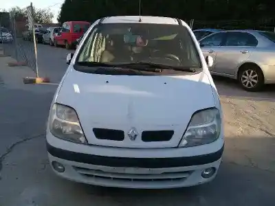 Scrapping Vehicle renault megane i scenic (ja0) 2.0 cat of the year 1997 powered f9q q7
