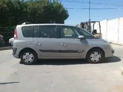 Здавання транспортного засобу renault espace iv (jk0) expression року 2004 потужний f9q a8