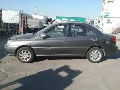 Scrapping Vehicle kia rio (bc) a3d of the year 2004 powered a3d