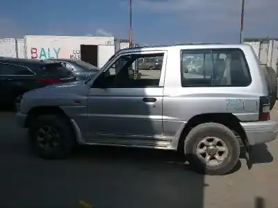 Здавання транспортного засобу MITSUBISHI GALLOPER (HYUNDAI) (02.1998) G/64CP року 2001 потужний 4D56T