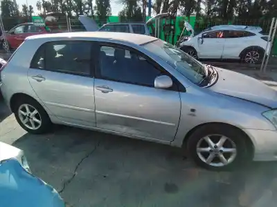 Здавання транспортного засобу toyota corolla (e12) 2.0 d-4d linea luna berlina року 0 потужний 1cdftv