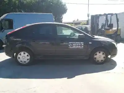 Veículo de Sucata ford focus ii sedán (db_, fch, dh) 1.6 do ano 2005 alimentado hwda