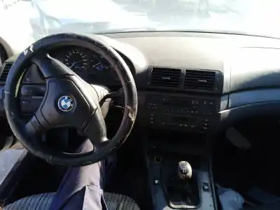 Veículo de Sucata bmw serie 3 berlina (e46) 320i do ano 0 alimentado 194e1 g