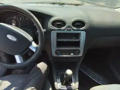 Veículo de Sucata ford focus berlina (cap) ambiente (d) do ano 0 alimentado g8da