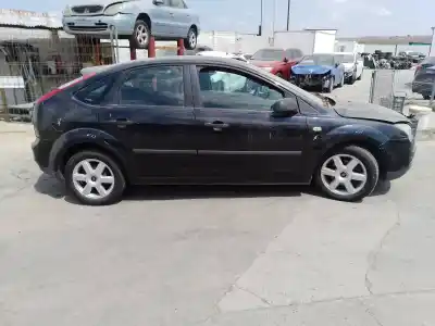 Veículo de Sucata ford focus berlina (cap) ambiente (d) do ano 0 alimentado hwda