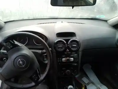 Здавання транспортного засобу opel corsa d corsa d року 0 потужний a12xer