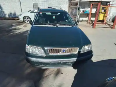 Sloopvoertuig volvo s40 i (644) 1.9 di van het jaar 0 aangedreven d4192t2