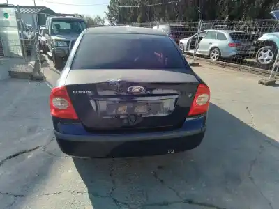 Veicolo di demolizione ford focus ii sedán (db_, fch, dh) 1.6 dell'anno 2005 alimentato hwda