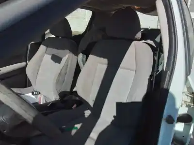 Vehicul casat peugeot 307 (3a/c) 1.6 16v al anului 2002 alimentat nfu