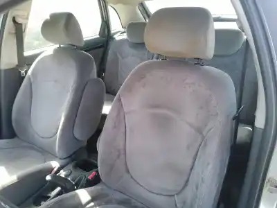 Veículo de Sucata citroen c5 berlina premier (e) do ano 0 alimentado 9hy