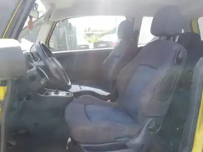 Veicolo di demolizione peugeot 1007 (km_) 1.4 dell'anno 0 alimentato kfv