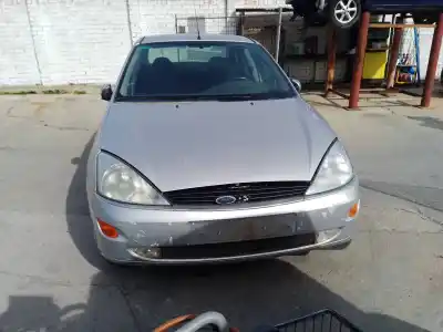 Veicolo di demolizione ford focus berlina (cak) ambiente dell'anno 0 alimentato c9da
