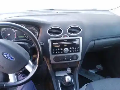 Veículo de Sucata ford focus berlina (cap) ghia do ano 0 alimentado hwda