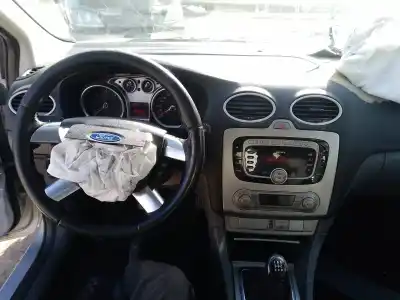 Veicolo di demolizione ford focus berlina (cap) ambiente (d) dell'anno 0 alimentato hhda