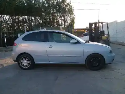 Veículo de Sucata seat ibiza (6l1) cool do ano 2003 alimentado asy