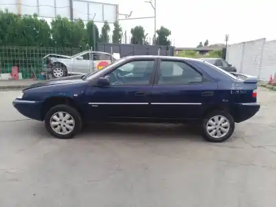 Véhicule à la ferraille citroen xantia 2.0 hdi 90 90cv 1997cc de l'année 0 alimenté rhz