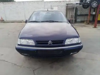Véhicule à la ferraille citroen xantia 2.0 hdi 90 90cv 1997cc de l'année 0 alimenté rhz