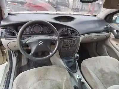 Veículo de Sucata citroen c5 berlina exclusive do ano 0 alimentado rhr