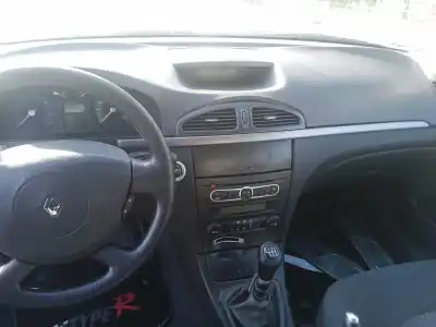 Veículo de Sucata renault laguna ii bg0 authentique do ano 0 alimentado f9q d6